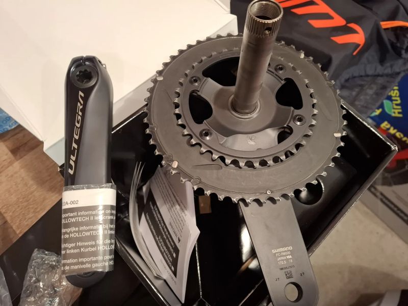 Kliky Shimano Ultegra R8000, 50-34z