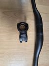 Prodám řidítka a představec Race Face Aefect, 780š, 35mm - předst. 50mm, 0st.