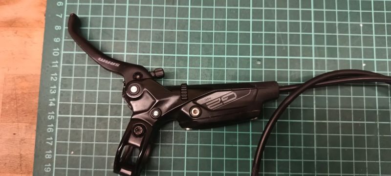 Prodám brzdy SRAM G2 RSC