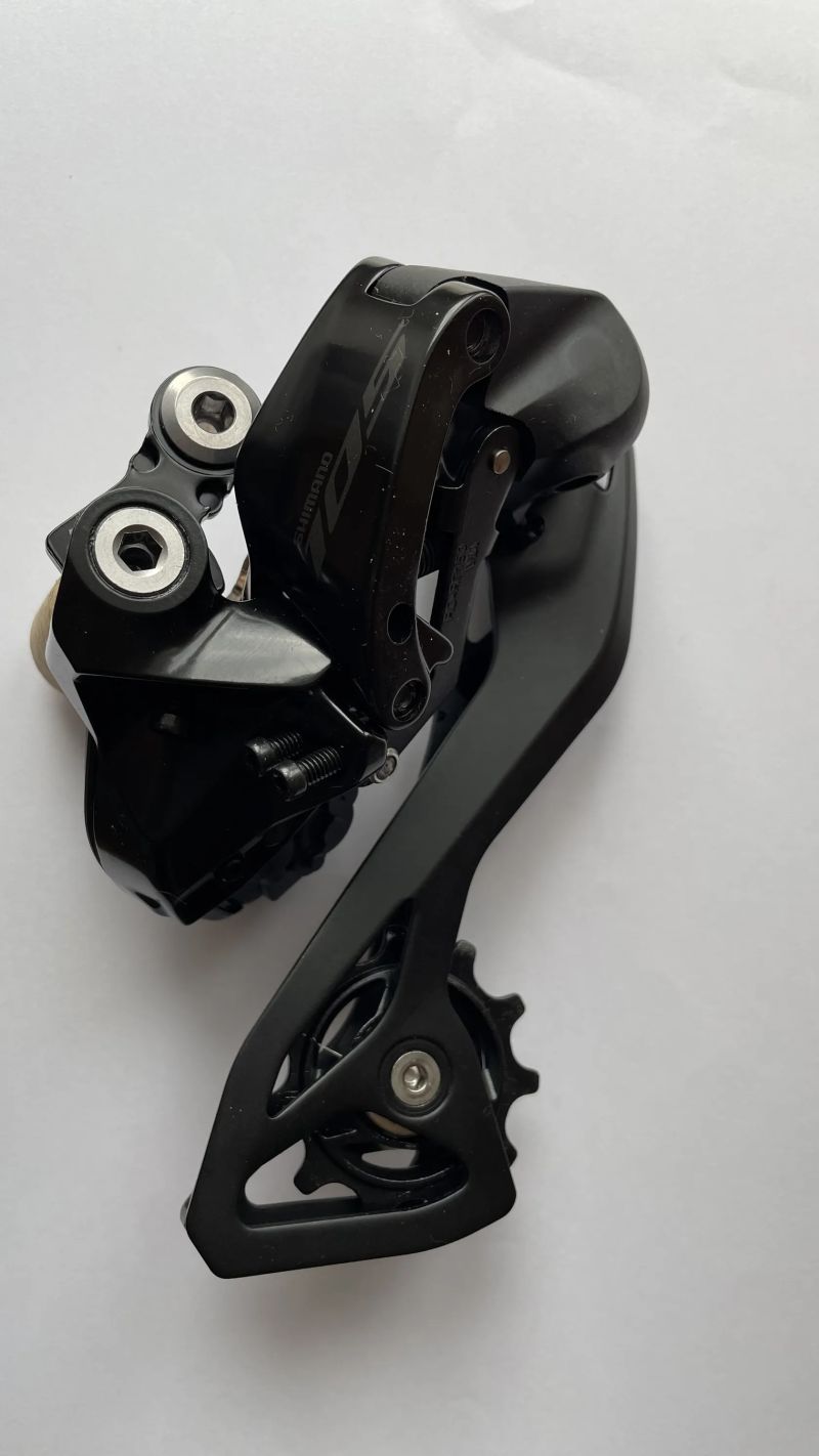 Přehazovačka Shimano 105 Di2 RD-R7150