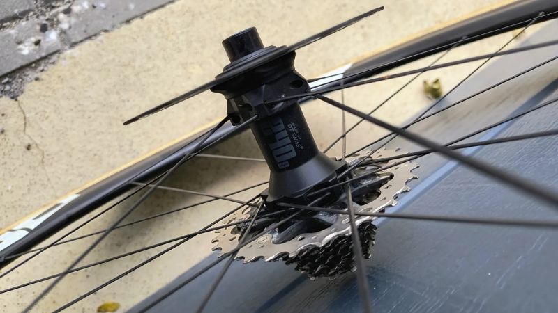 Zapletené silniční kola FFWD F6D disc DT 240