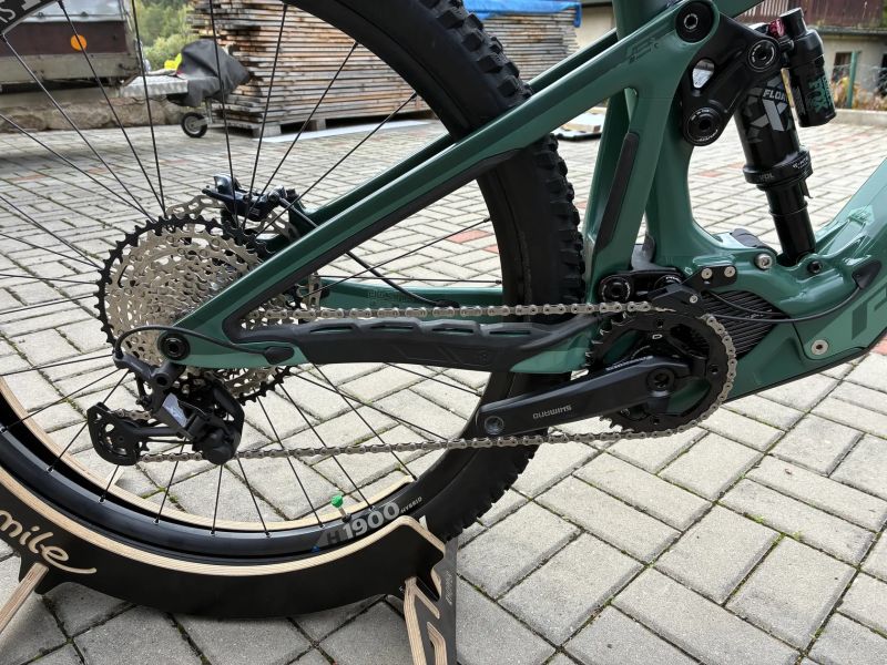 Pivot Shuttle LT ride SLX/XT