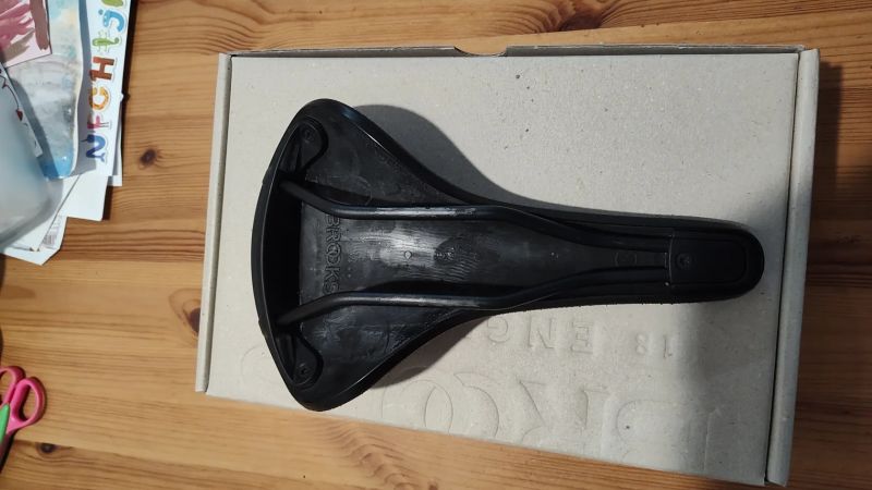 Brooks C17