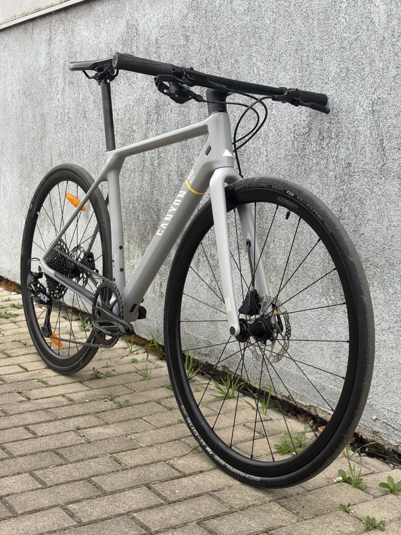 Kolo - Canyon Roadlite CF 8 (Karbon)