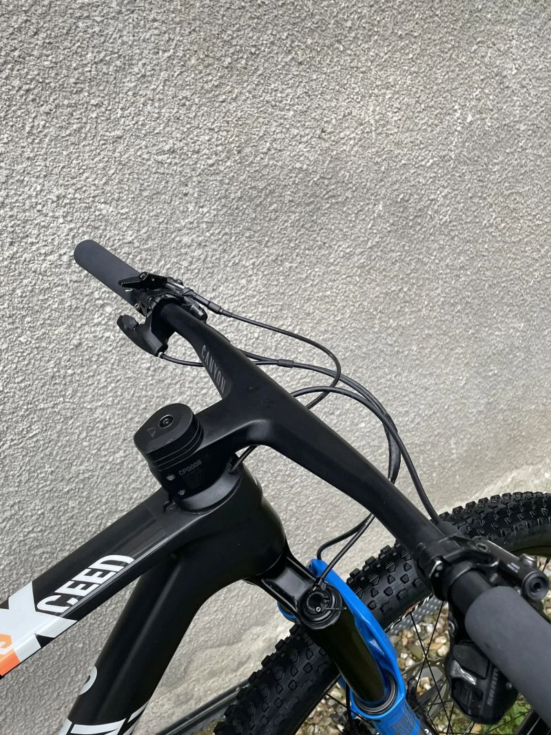 Canyon Exceed CF SLX