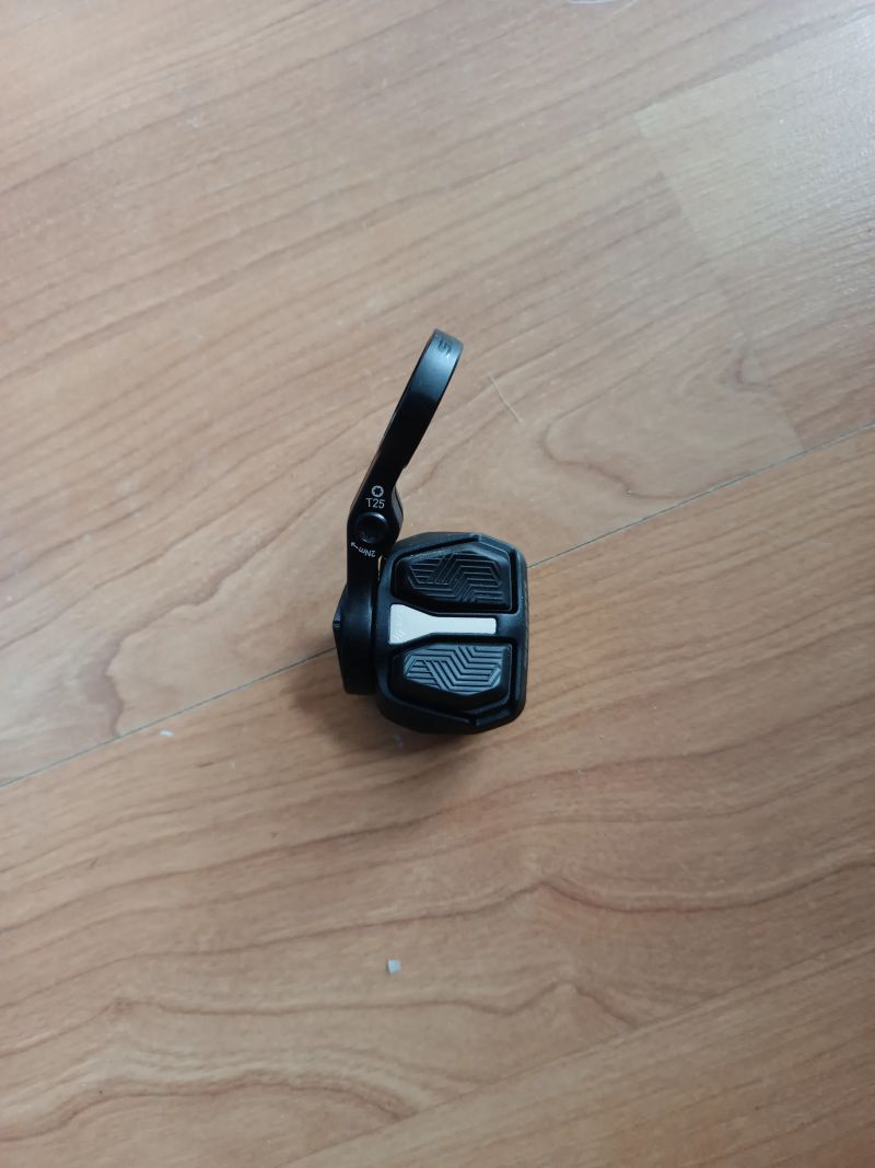 Řazení Sram AXS pod