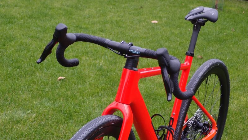 Carbon Gravel Custom 2025, Sram Rival AXS Xplr 1x12, M/L (175-185cm), 8,5 kg