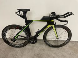 Canyon Speedmax CF 7.0 + karbonová kola Zipp 404+808