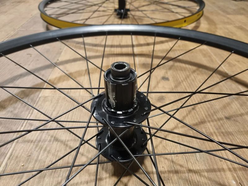 Nová 29" Boost kola Formula/Jalco