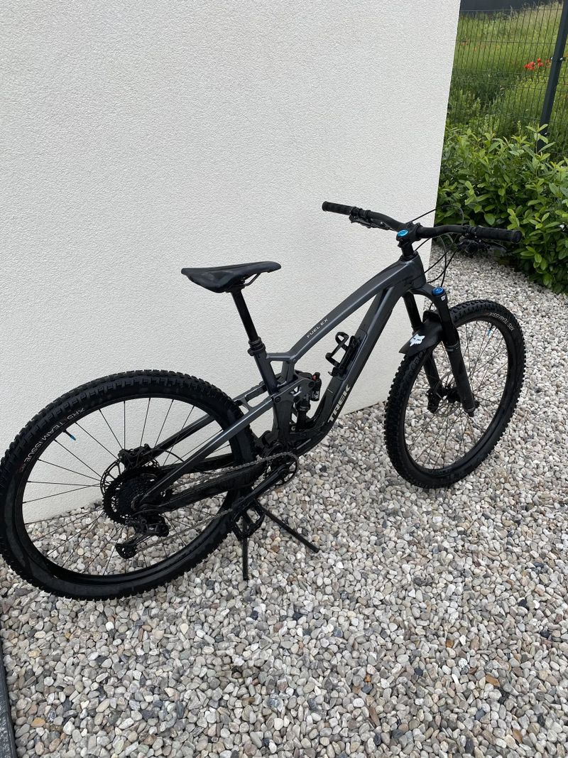 Trek FUEL EX 8 gen 6 ( vel.M/L )