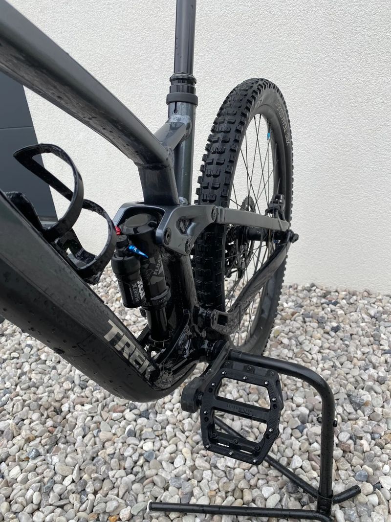Trek FUEL EX 8 gen 6 ( vel.M/L )