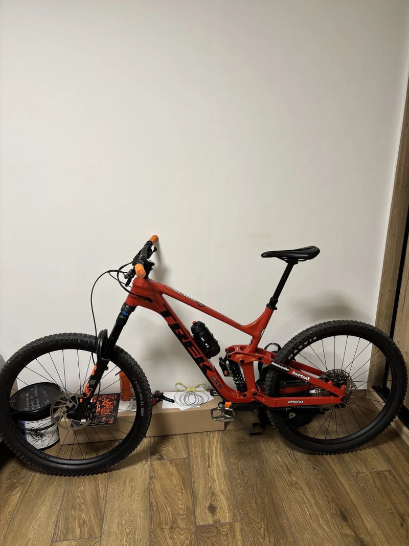 Trek slash 7 