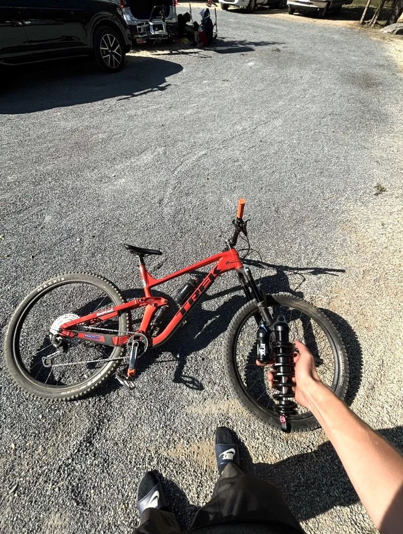 Trek slash 7 