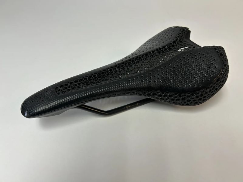 sedlo Specialized Romin Evo Pro Mirror, šířka 143 mm
