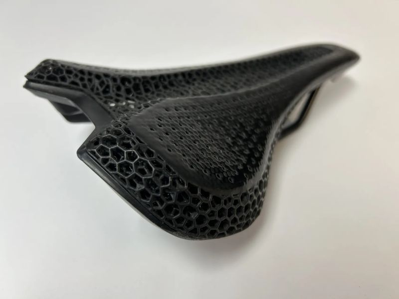 sedlo Specialized Romin Evo Pro Mirror, šířka 143 mm