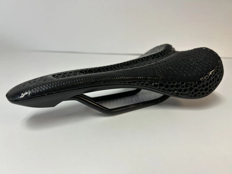 sedlo Specialized Romin Evo Pro Mirror, šířka 143 mm