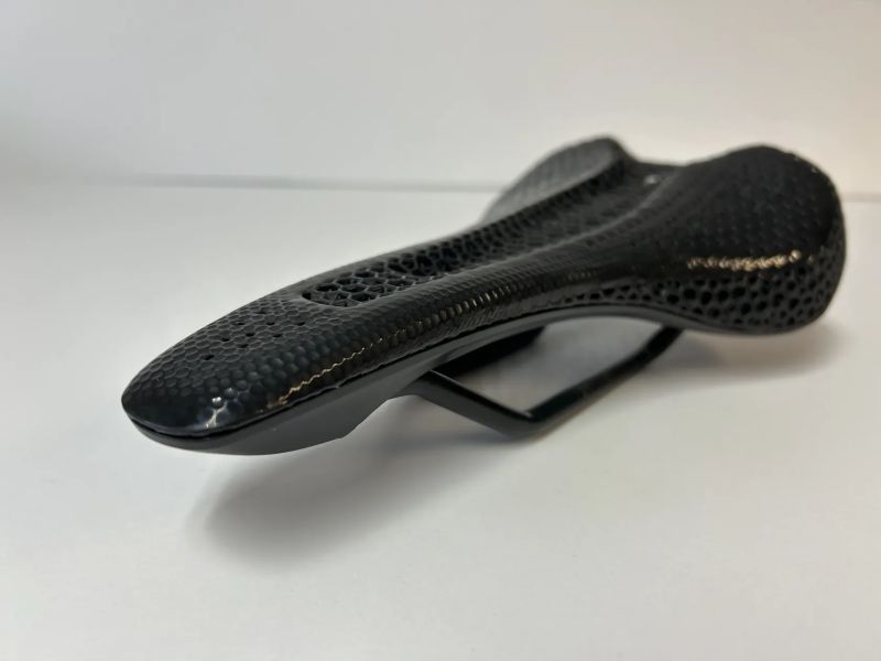 sedlo Specialized Romin Evo Pro Mirror, šířka 143 mm