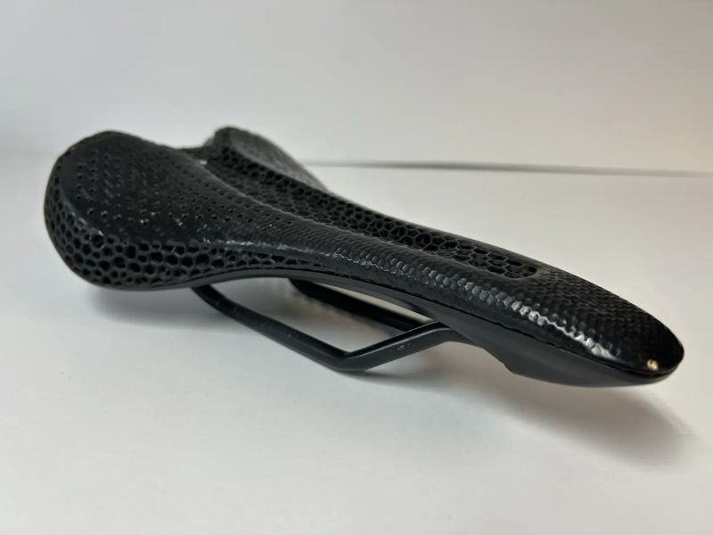 sedlo Specialized Romin Evo Pro Mirror, šířka 143 mm