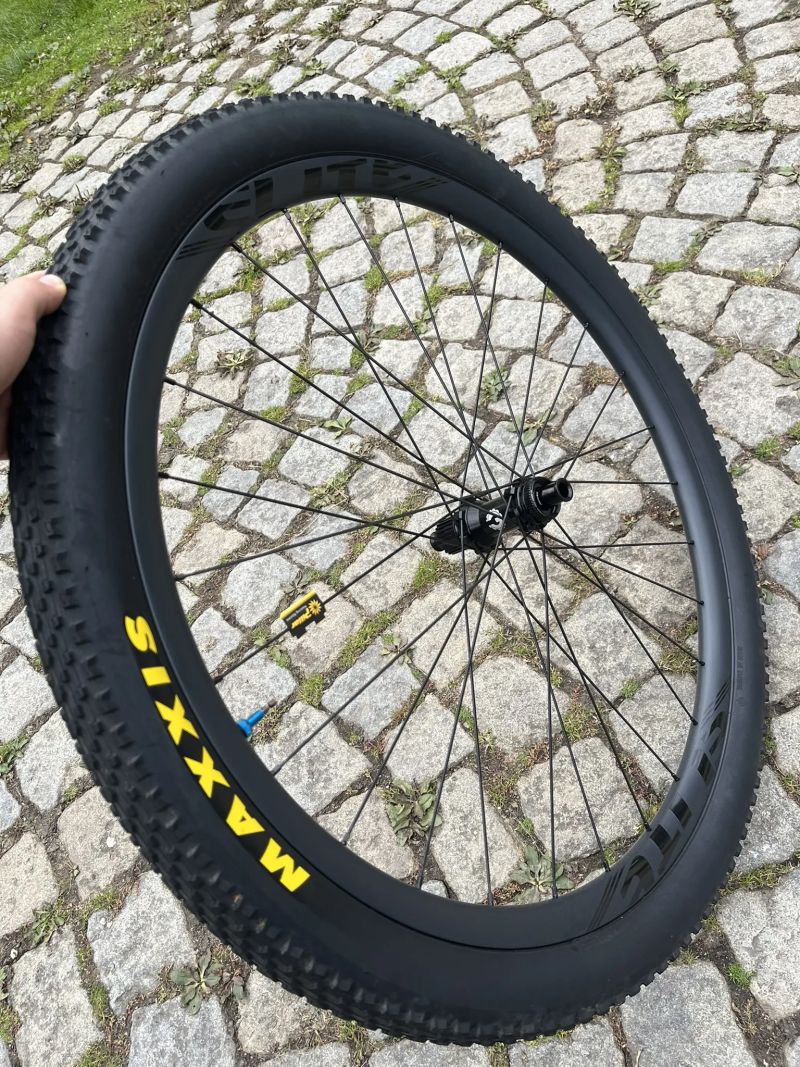 Nová karbonová kola Elitewheels SLR MTB 29"
