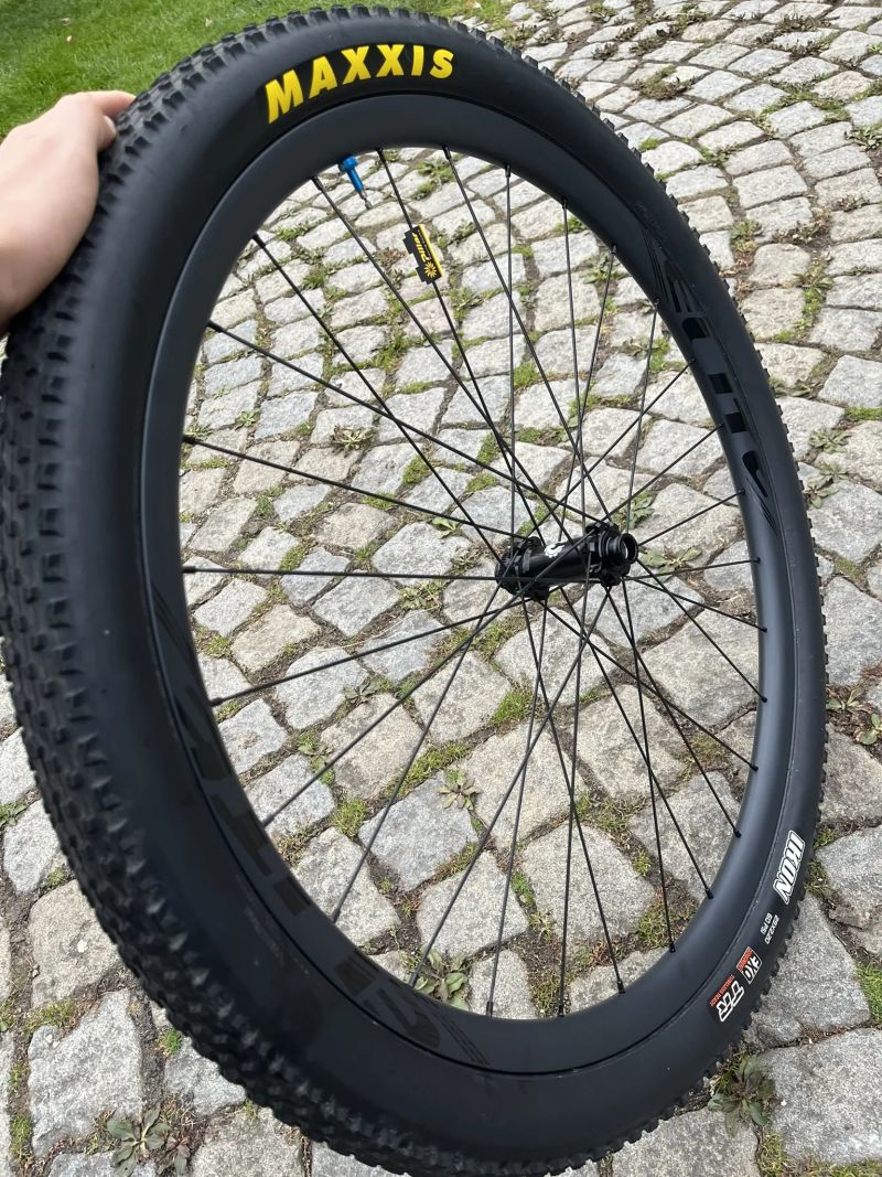 Nová karbonová kola Elitewheels SLR MTB 29"