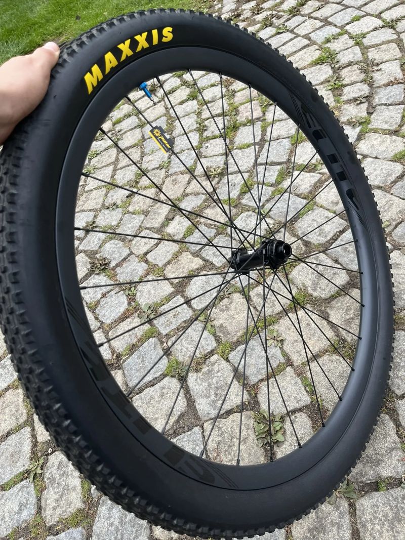 Nová karbonová kola Elitewheels SLR MTB 29"