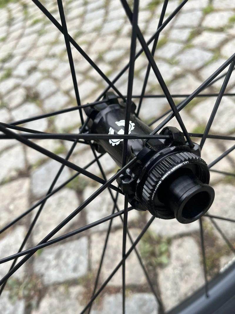 Nová karbonová kola Elitewheels SLR MTB 29"
