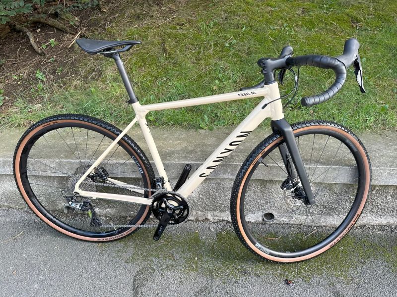 Gravel Canyon Grail 7 Al - velikost M (178-184 cm) Shimano GRX RX810 - 2X11
