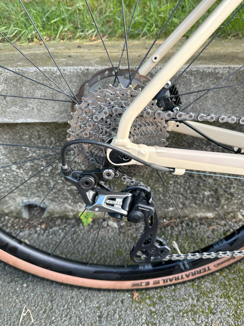 Gravel Canyon Grail 7 Al - velikost M (178-184 cm) Shimano GRX RX810 - 2X11