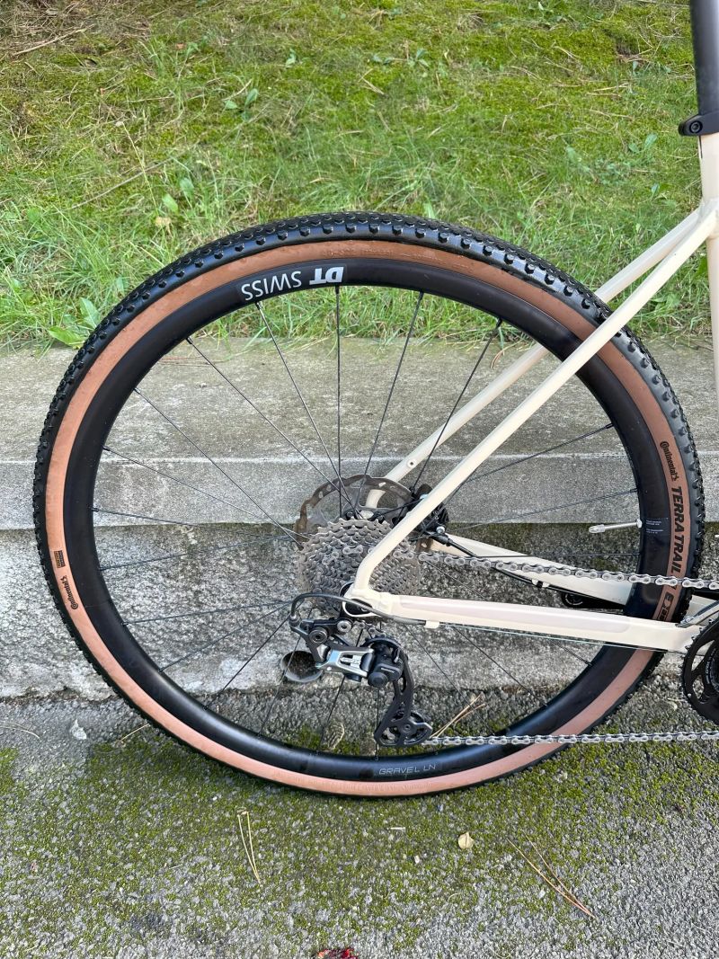 Gravel Canyon Grail 7 Al - velikost M (178-184 cm) Shimano GRX RX810 - 2X11