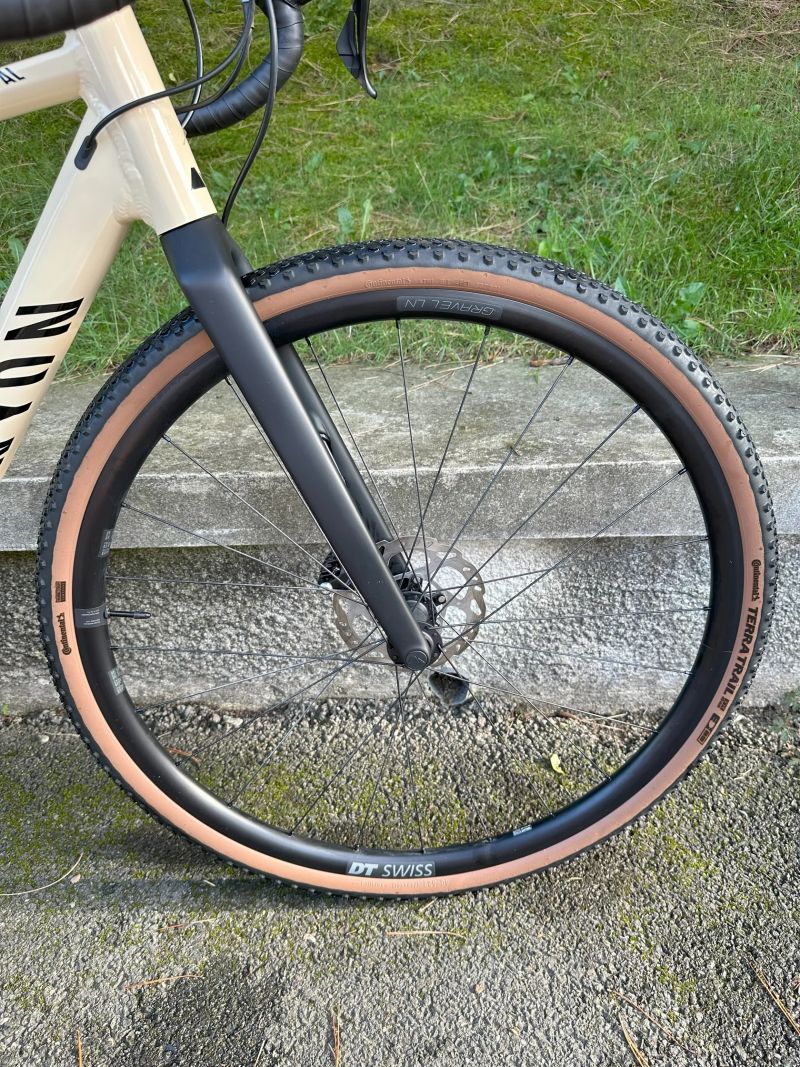 Gravel Canyon Grail 7 Al - velikost M (178-184 cm) Shimano GRX RX810 - 2X11