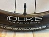 Lehká karbonová kola DUKE BACCARA ULTRA 42 - náboje Extralite Cyber - dráty Sapim CX Ray