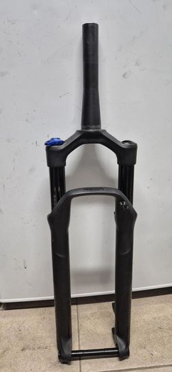 Rock Shox REBA