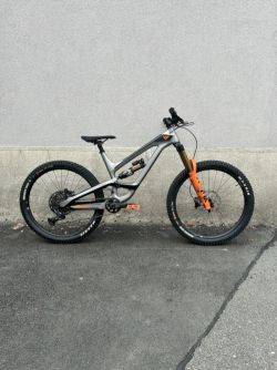 Yt capra cf pro race L 27,5” 