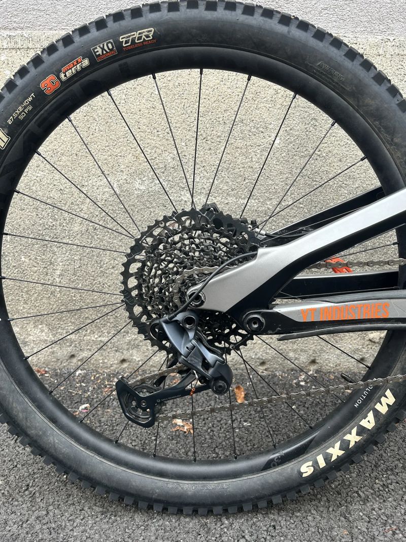 Yt capra cf pro race L 27,5” 