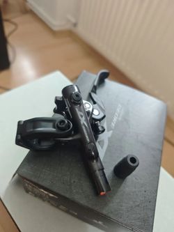 Brzdová páka Shimano Deore XT Bl-M8100