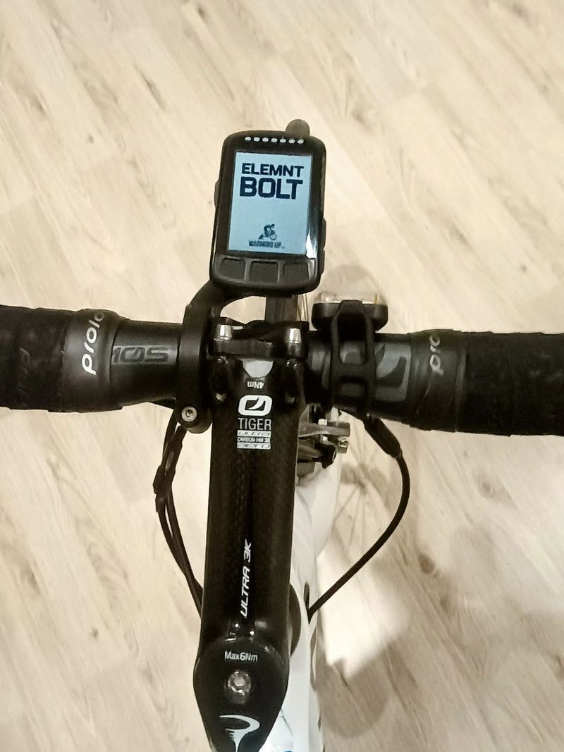 Wahoo Element Bolt v1