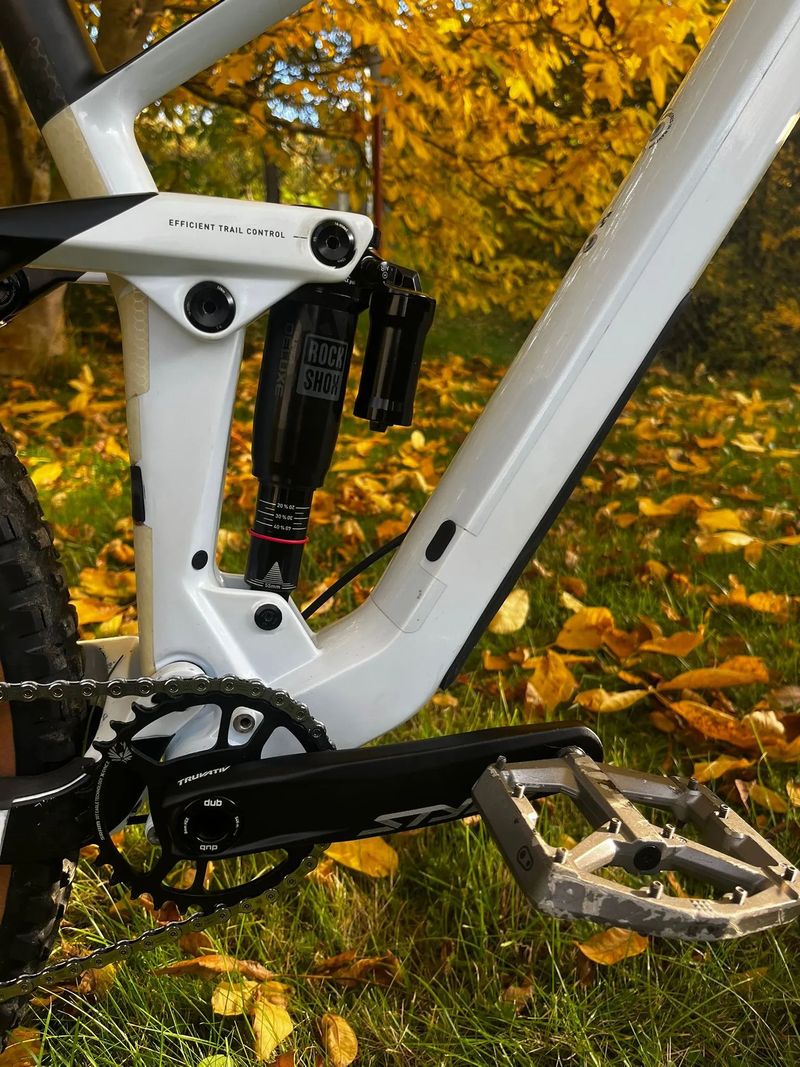Cube Stereo 150 C:62 race 29, karbon, nové komponenty