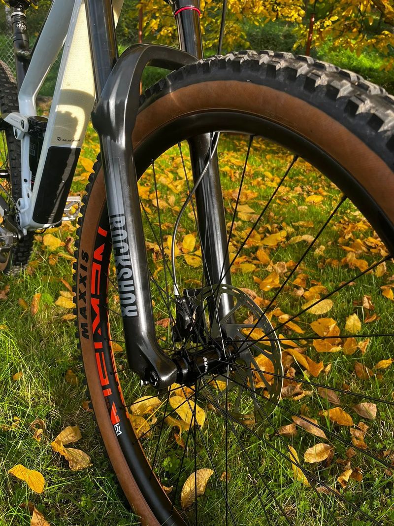 Cube Stereo 150 C:62 race 29, karbon, nové komponenty