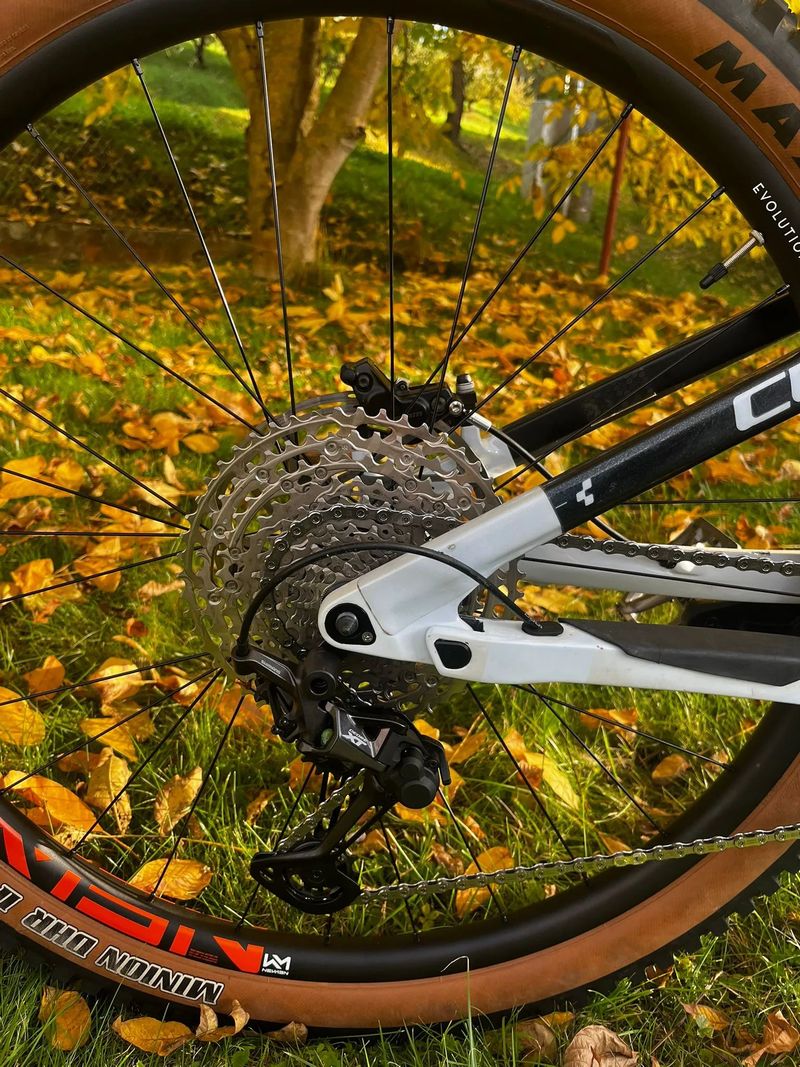 Cube Stereo 150 C:62 race 29, karbon, nové komponenty