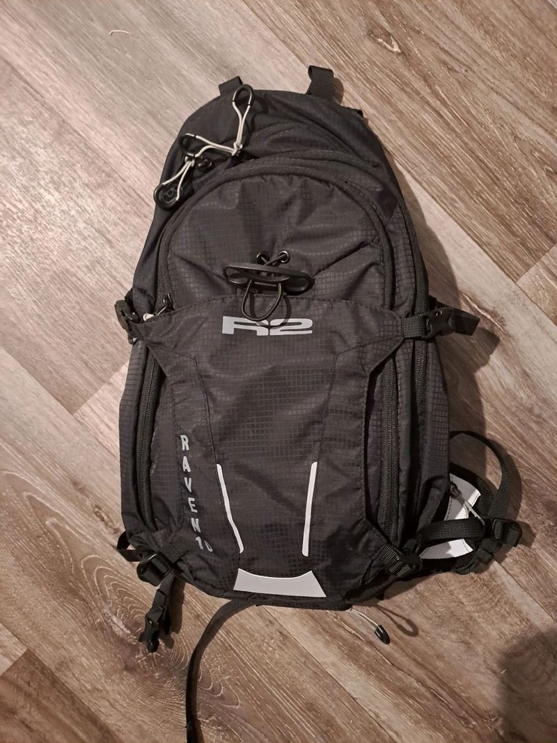 R2 Raven 10l