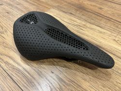 sedlo SPECIALIZED Power Pro Mirror 143 mm