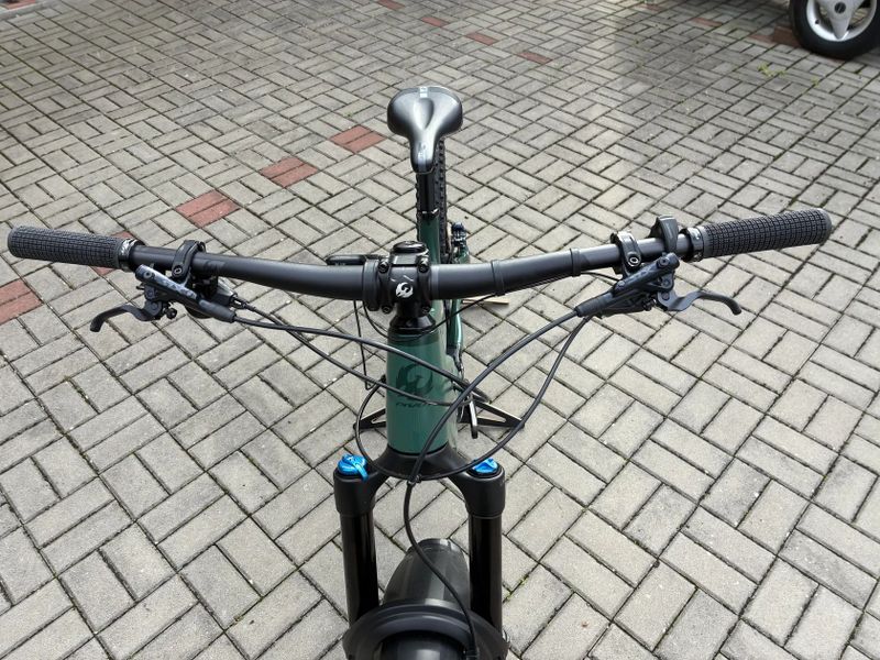 Pivot Shuttle LT ride SLX/XT