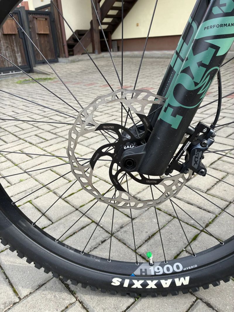 Pivot Shuttle LT ride SLX/XT