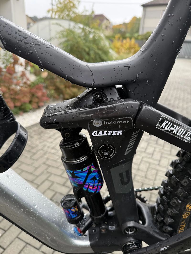 Canyon Strive cfr underdog 2024