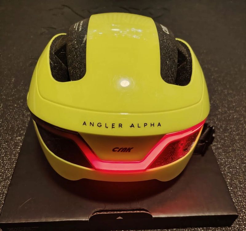 CRNK Angler Alpha - 3 v 1 (Přilba, osvětlení, handsfree)