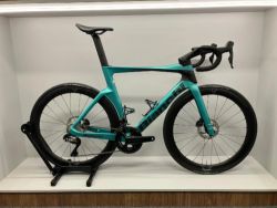 Bianchi Oltre PRO Ultegra Di2, 57" - předváděcí
