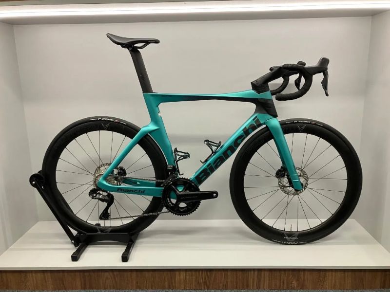 Bianchi Oltre PRO Ultegra Di2, 57" - předváděcí