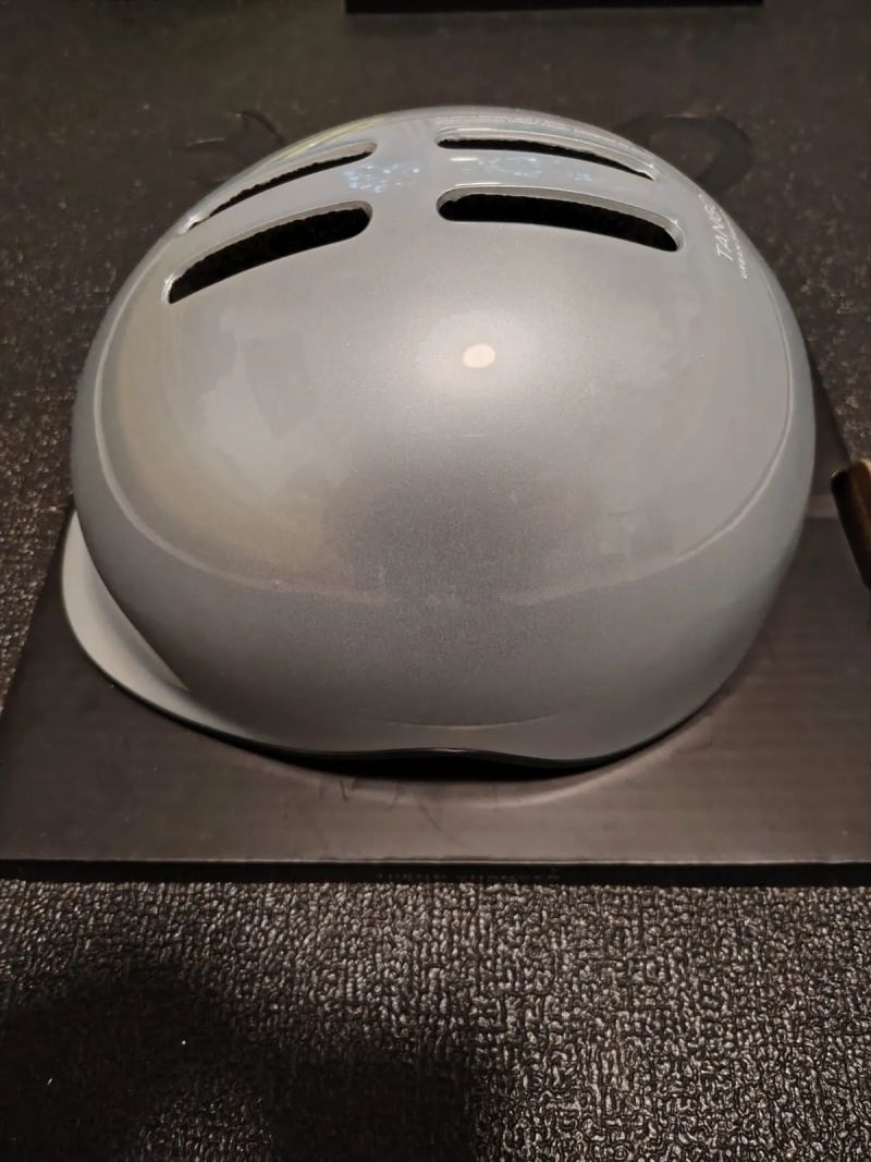 Cyklistické přilby CRNK