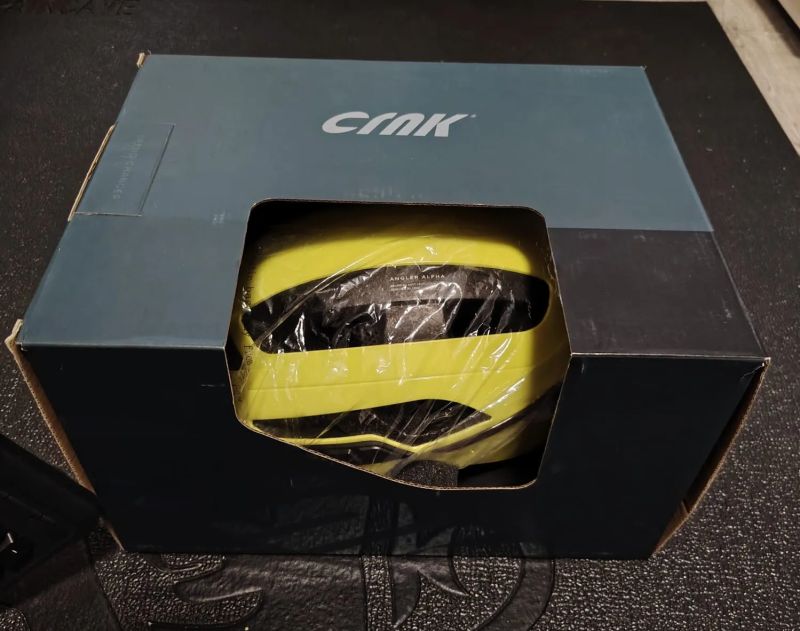 Cyklistické přilby CRNK