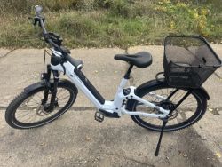 Celoodpruzene elektrokolo bosch smart system 2025 nove jen 100km